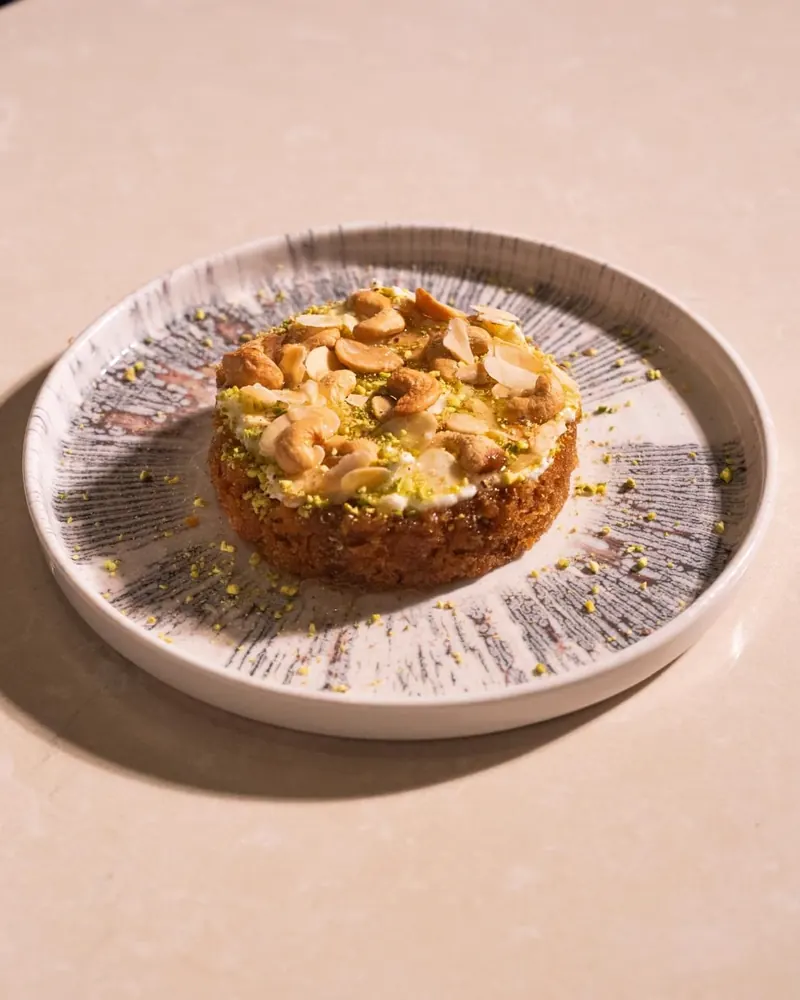 Okhtobut Mashwi servido para compartir en el restaurante libanés du Liban de Alcobendas